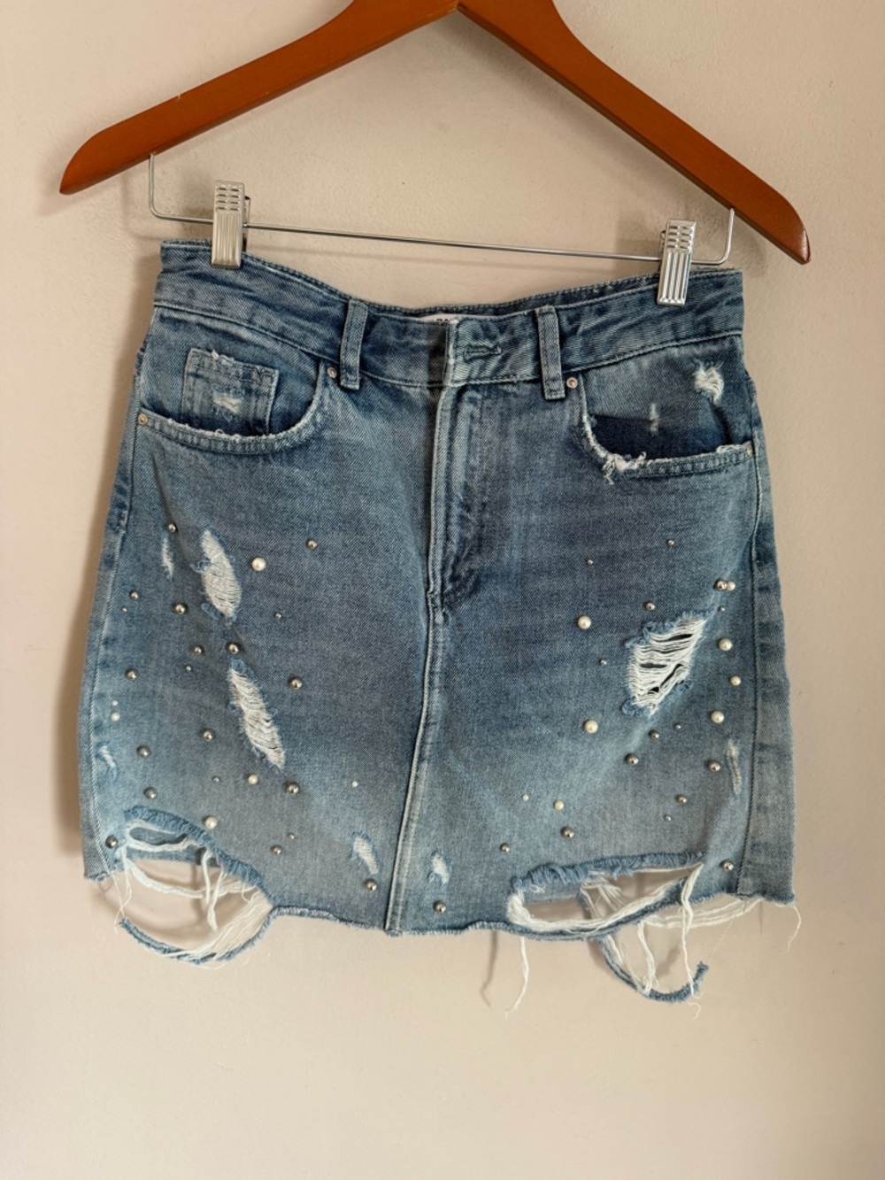 Zara Basic 1975 Denim Mini Skirt Pearl Stud Distressed Blue Size S 26
